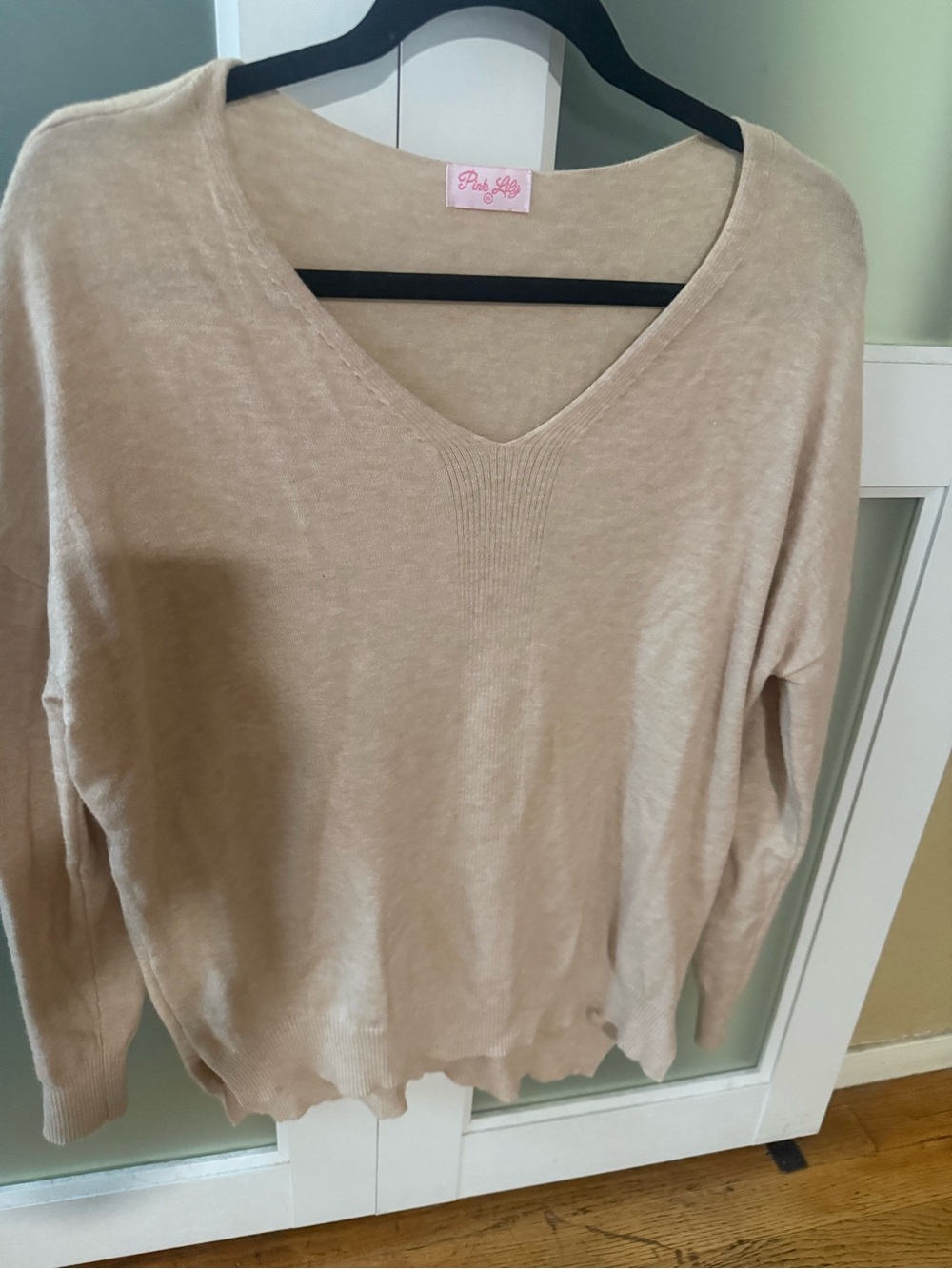 Pink Lily Women's V-Neck Light Beige Knit Sweater